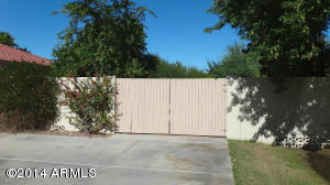 2904 E Desert Ln, Phoenix, AZ 85042 photo 5