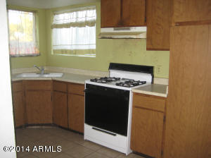 2528 E Victory Dr, Tempe, AZ 85288 photo 6