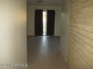 2528 E Victory Dr, Tempe, AZ 85288 photo 3