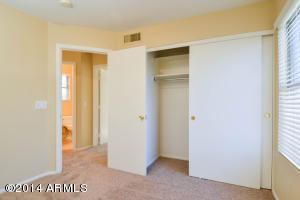 2244 E Pinto Dr, Gilbert, AZ 85296 photo 3