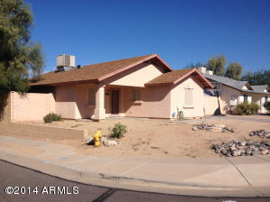 1428 E Vineyard Rd, Phoenix, AZ 85042 photo 2