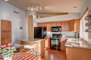 4315 E Lone Cactus Dr, Phoenix, AZ 85050 photo 11