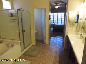 2036 E Beautiful Ln, Phoenix, AZ 85042 photo 9