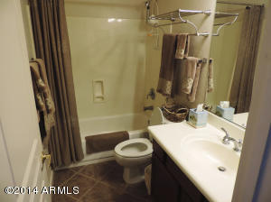 2036 E Beautiful Ln, Phoenix, AZ 85042 photo 13