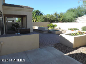 2036 E Beautiful Ln, Phoenix, AZ 85042 photo 4