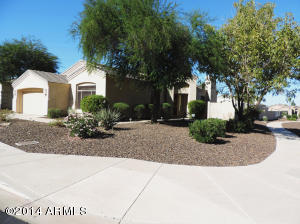 2036 E Beautiful Ln, Phoenix, AZ 85042 photo 2