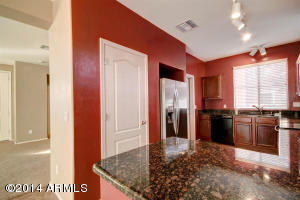 902 E Devon Rd, Gilbert, AZ 85296 photo 12