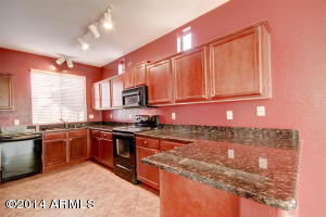 902 E Devon Rd, Gilbert, AZ 85296 photo 13