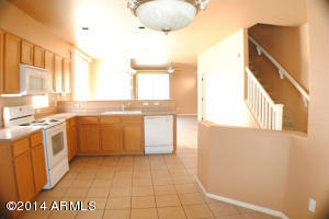 3646 E Flamingo Way, Gilbert, AZ 85297 photo 6