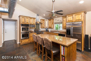 2802 E Sherran Ln, Phoenix, AZ 85016 photo 7