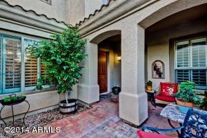 1341 E Macaw Ct, Gilbert, AZ 85297 photo 4