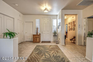 9512 E Kilarea Ave, Mesa, AZ 85209 photo 4