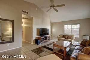 2204 E Crest Ln, Phoenix, AZ 85024 photo 7