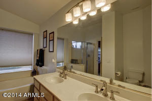2204 E Crest Ln, Phoenix, AZ 85024 photo 28