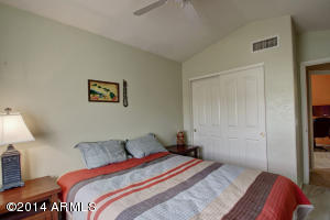 2204 E Crest Ln, Phoenix, AZ 85024 photo 19