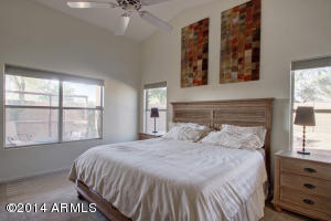 2204 E Crest Ln, Phoenix, AZ 85024 photo 23