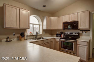 2204 E Crest Ln, Phoenix, AZ 85024 photo 11