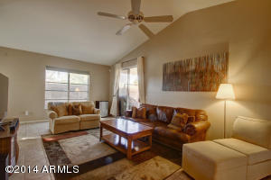 2204 E Crest Ln, Phoenix, AZ 85024 photo 5