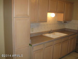 4510 W Mitchell Dr, Phoenix, AZ 85031 photo 7