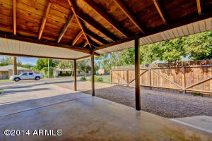 2007 N 37th Pl, Phoenix, AZ 85008 photo 4