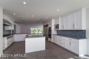 5102 E Monterey Way, Phoenix, AZ 85018 photo 4