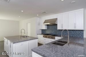 5102 E Monterey Way, Phoenix, AZ 85018 photo 7