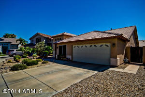 43 N Dewy Dr, Gilbert, AZ 85234 photo 2