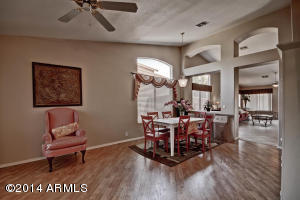 43 N Dewy Dr, Gilbert, AZ 85234 photo 4