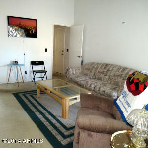 537 E Behrend Dr, Phoenix, AZ 85024 photo 4