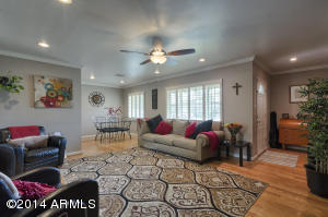 320 E Berridge Ln, Phoenix, AZ 85012 photo 5