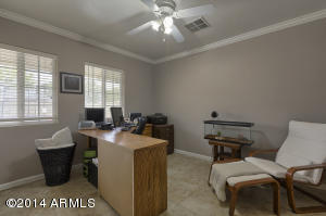 320 E Berridge Ln, Phoenix, AZ 85012 photo 14