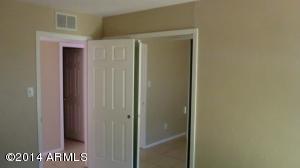 3302 N 39th Dr, Phoenix, AZ 85019 photo 8