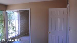3302 N 39th Dr, Phoenix, AZ 85019 photo 11