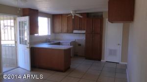 3302 N 39th Dr, Phoenix, AZ 85019 photo 7