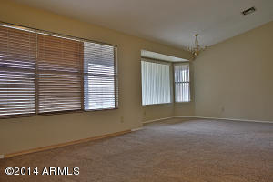 4531 E Briarwood Ter, Phoenix, AZ 85048 photo 9