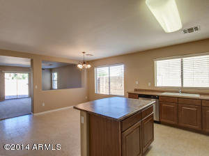 3312 W Apollo Rd, Phoenix, AZ 85041 photo 7