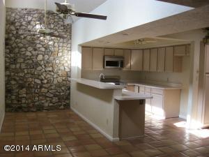 741 E Tuckey Ln, Phoenix, AZ 85014 photo 2