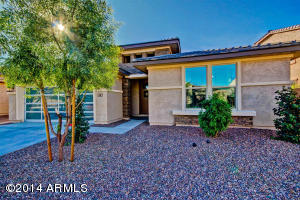 1511 E Canary Dr, Gilbert, AZ 85297 photo 1