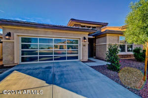 1511 E Canary Dr, Gilbert, AZ 85297 photo 2