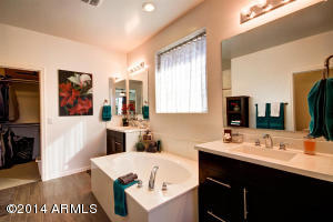 1511 E Canary Dr, Gilbert, AZ 85297 photo 30