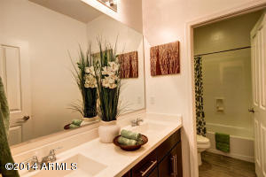 1511 E Canary Dr, Gilbert, AZ 85297 photo 8