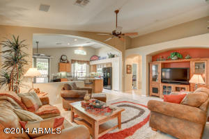  18092 W Fairway Dr, Surprise, AZ 85374 photo 4