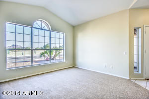 6027 E Quince St, Mesa, AZ 85215 photo 9