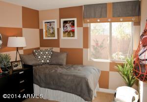2262 E Galileo Dr, Gilbert, AZ 85298 photo 3