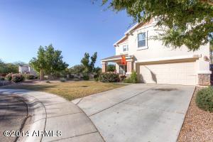 2544 E Del Rio Ct, Gilbert, AZ 85295 photo 3