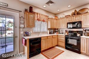 2544 E Del Rio Ct, Gilbert, AZ 85295 photo 10