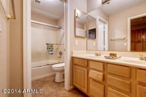 1015 E Betsy Ln, Gilbert, AZ 85296 photo 23