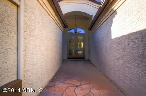 1015 E Betsy Ln, Gilbert, AZ 85296 photo 2