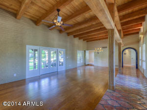 5515 E Camelhill Rd, Phoenix, AZ 85018 photo 5