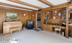 219 E Winter Dr, Phoenix, AZ 85020 photo 6